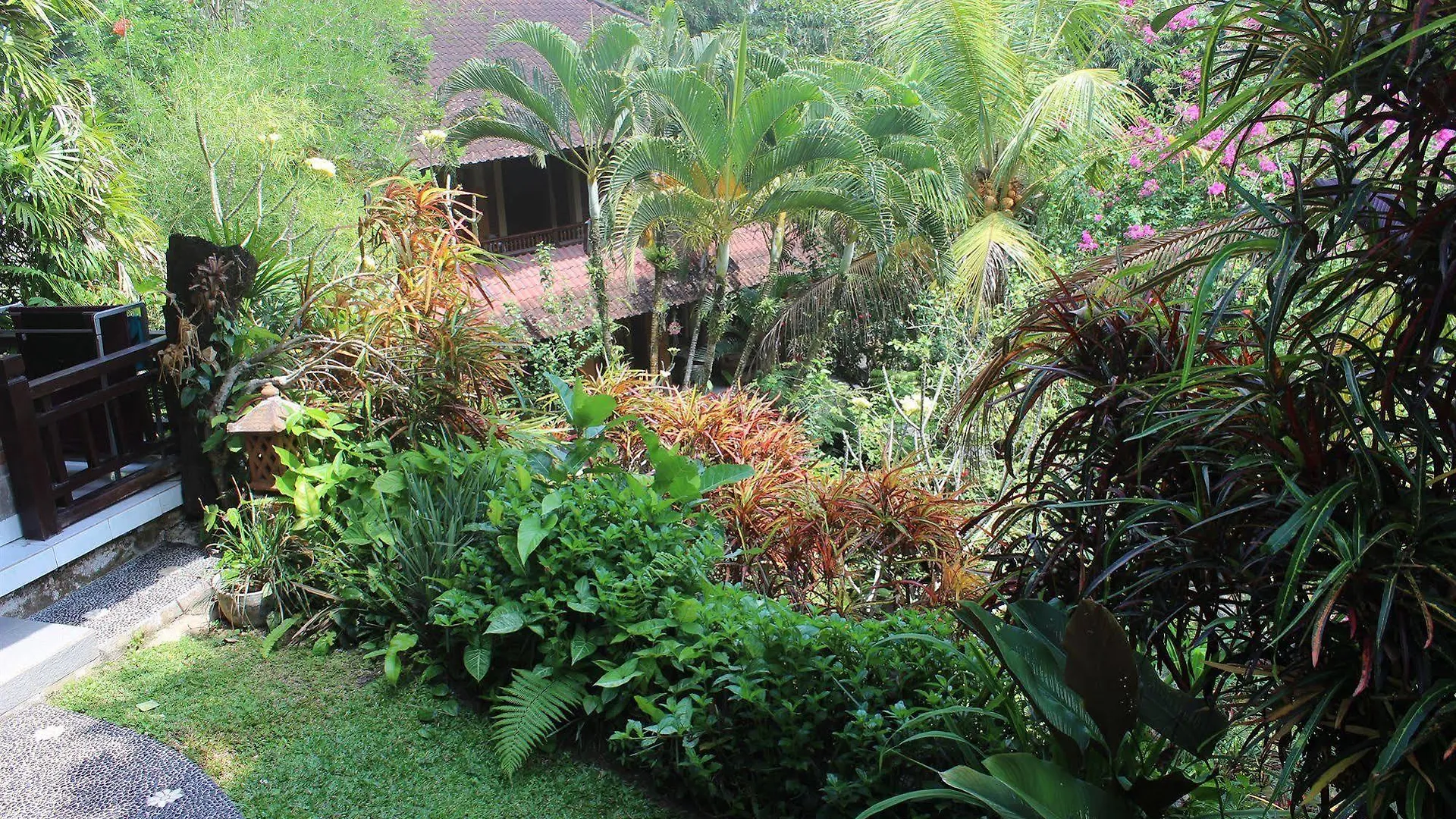 Gusti'S Garden Bungalows Ubud  Guest house